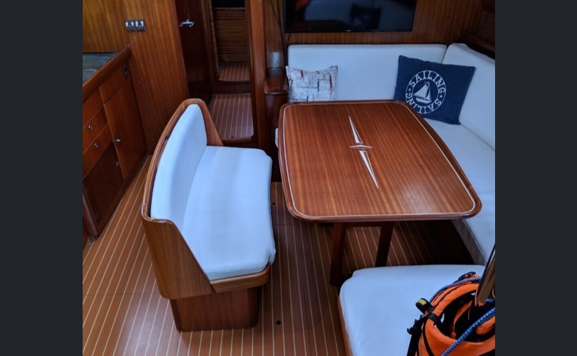 Bavaria 44 AC-kuva-4